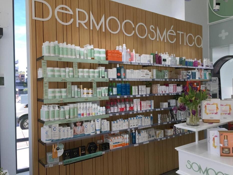 Images FARMACIA SOMONTES