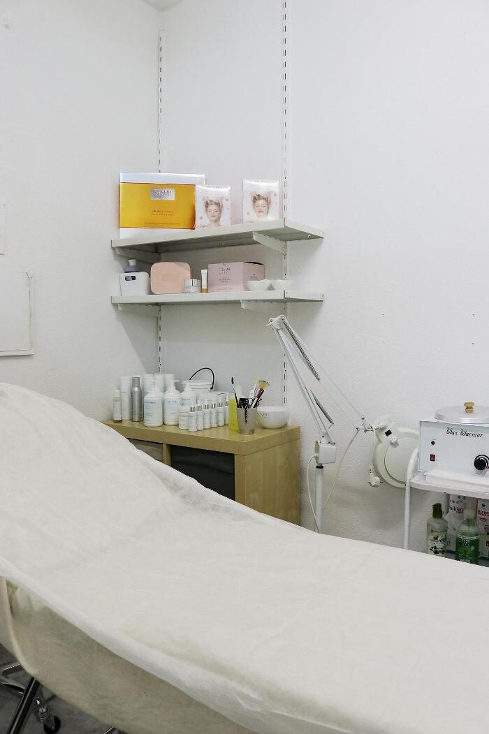 Images Peluquería y Estética Laris