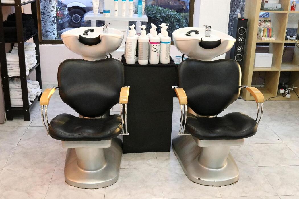 Images Peluquería y Estética Laris