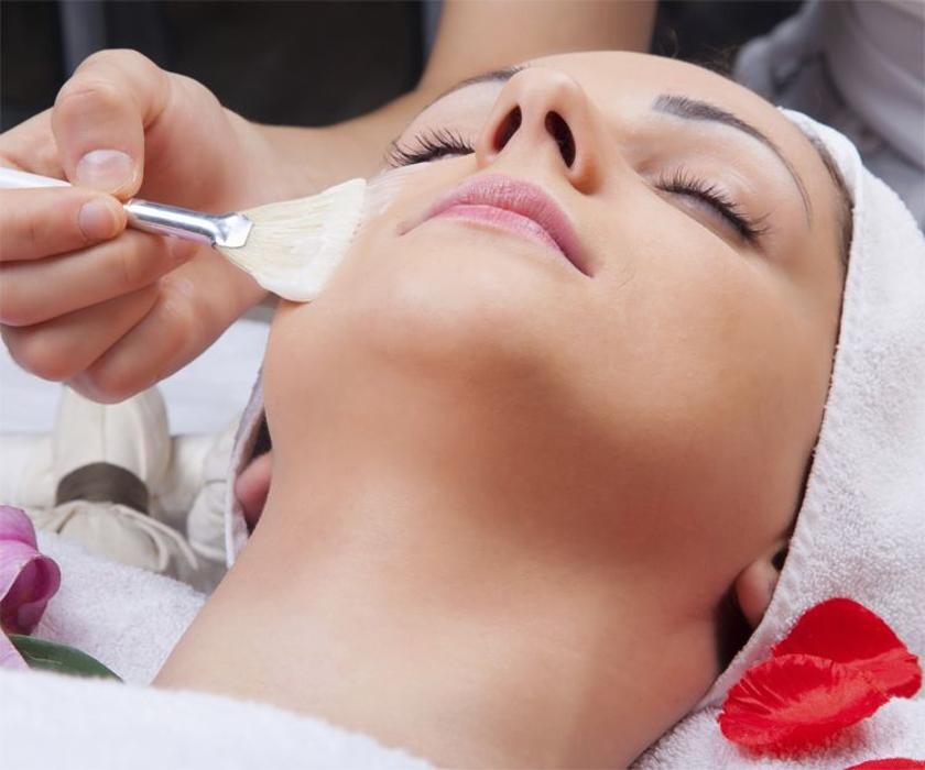 Images Peluquería y Estética Laris