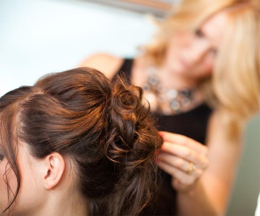 Images Peluquería y Estética Laris