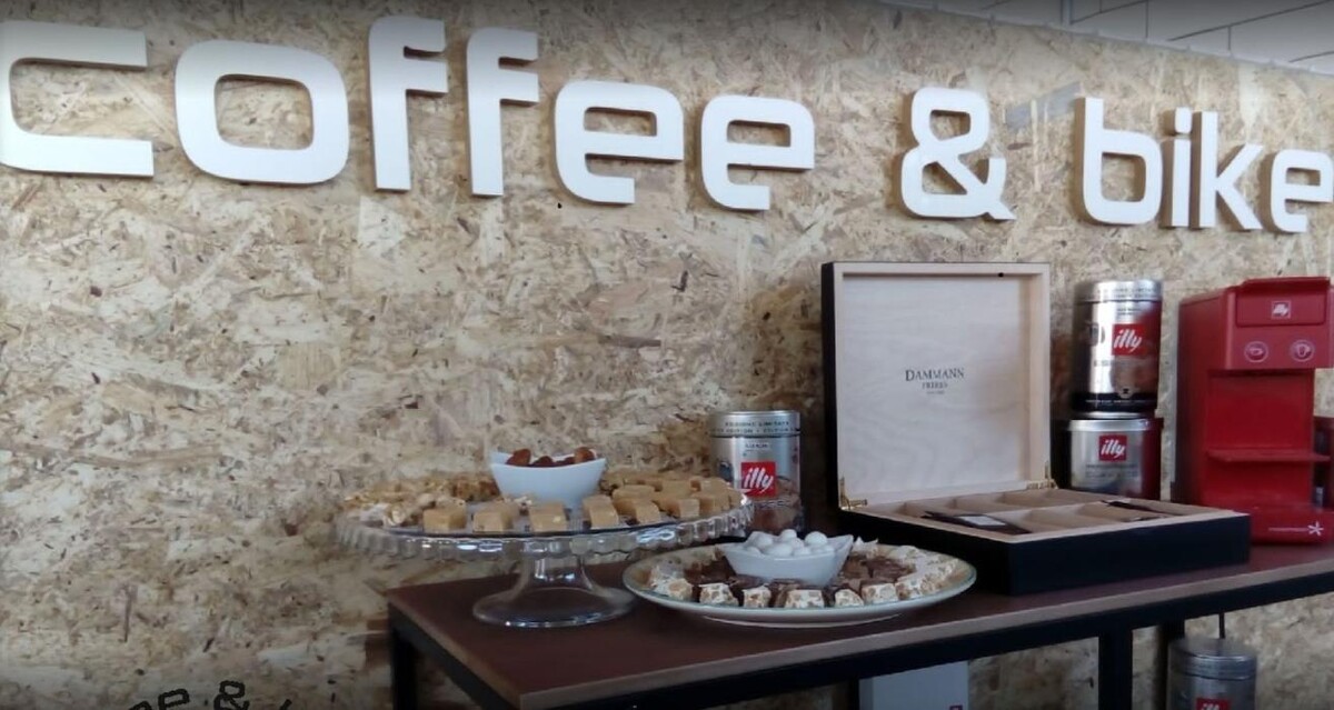 Images Coffee & Bike Blue Power