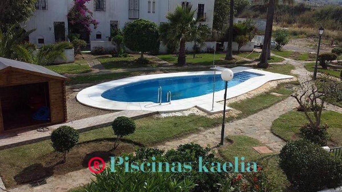 Images Piscinas Kaelia