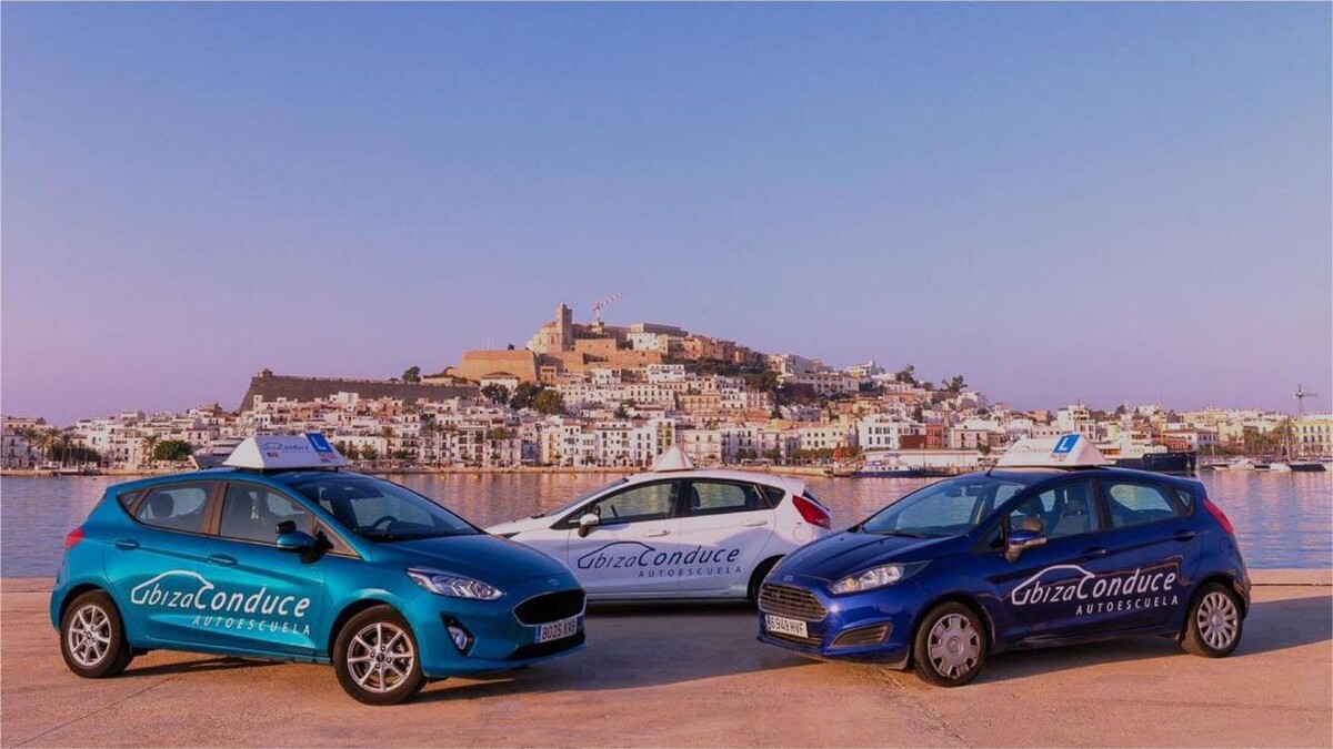 Images Autoescuela Ibiza Conduce