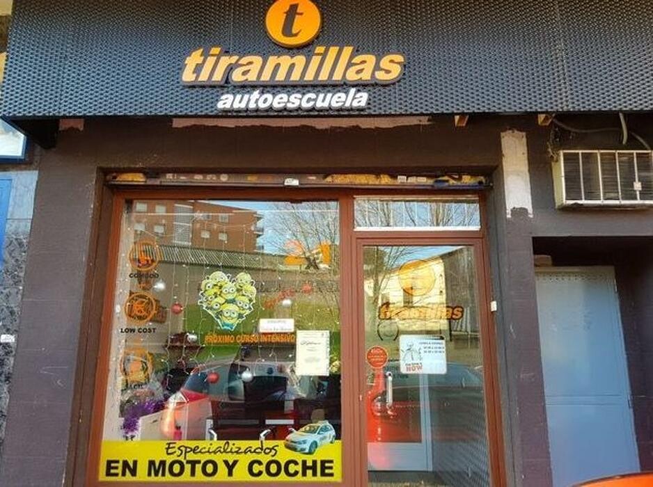 Images Autoescuela Tiramillas