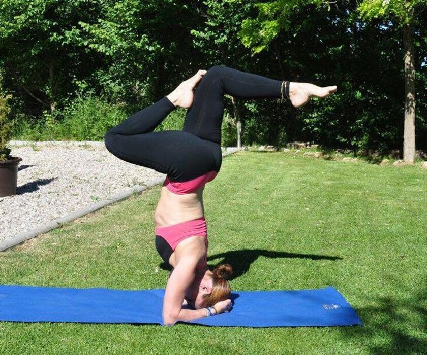 Images Izel Yoga