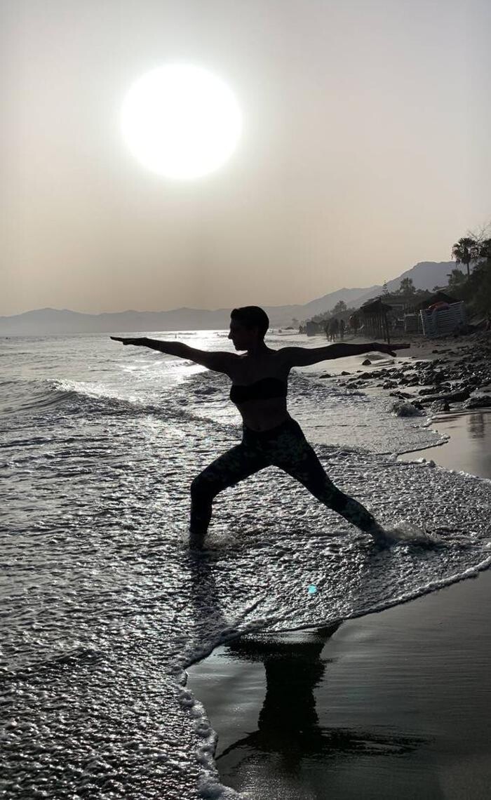 Images Izel Yoga
