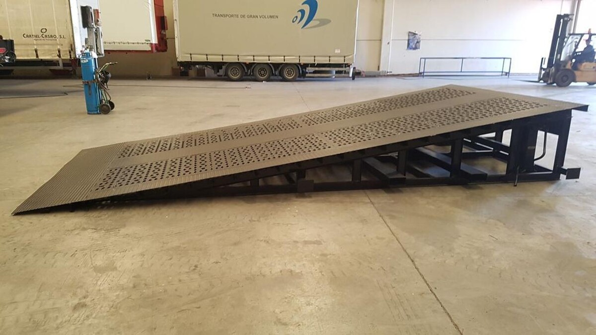 Images Asistencia Mecánica Trailer Plaza