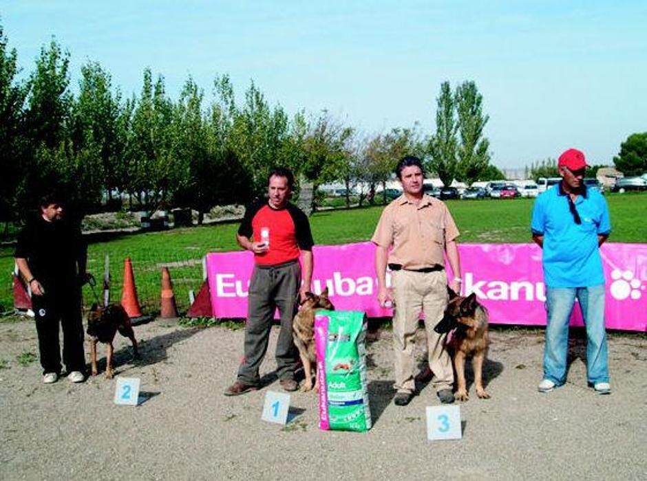 Images Borgescan Escuela y Residencia Canina