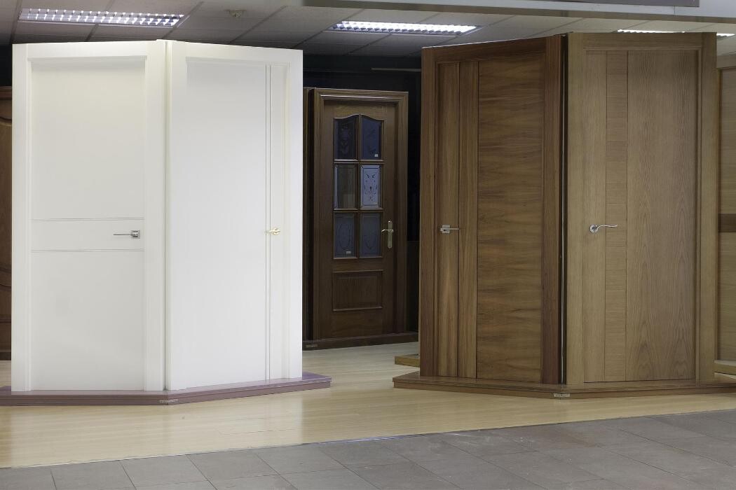 Images Puertas Burg LP