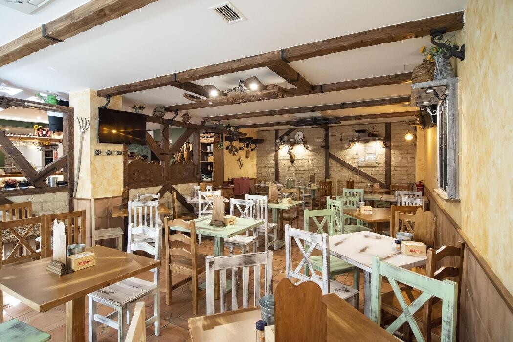 Images TABERNA TRES HERMANOS C/ANDRÓMEDA