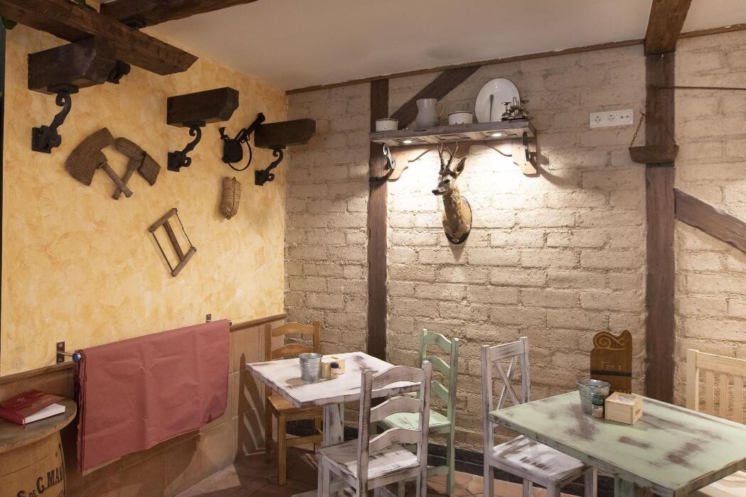 Images TABERNA TRES HERMANOS C/ANDRÓMEDA