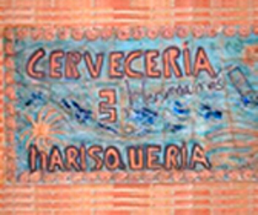 Bar Marisquería Tres Hermanos Logo