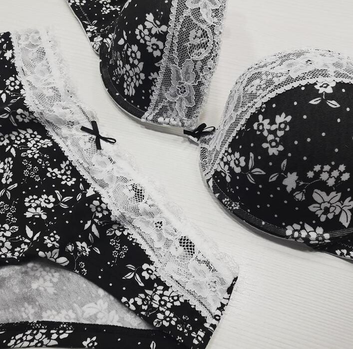 Images DÉJÀ VU LINGERIE