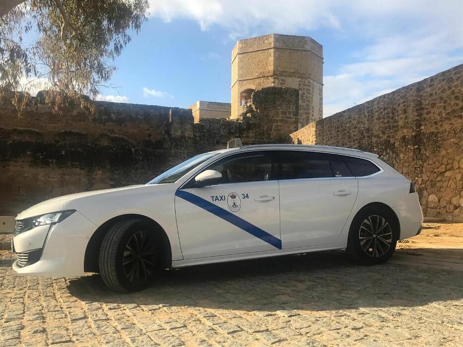 Images TELE TAXI ALCALÁ DE GUADAÍRA GATRIENZ GROUP S.C.A.