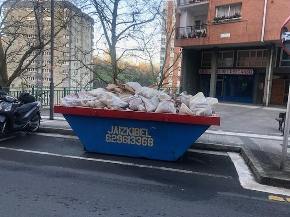 Images Transportes y Contenedores Jaizkibel