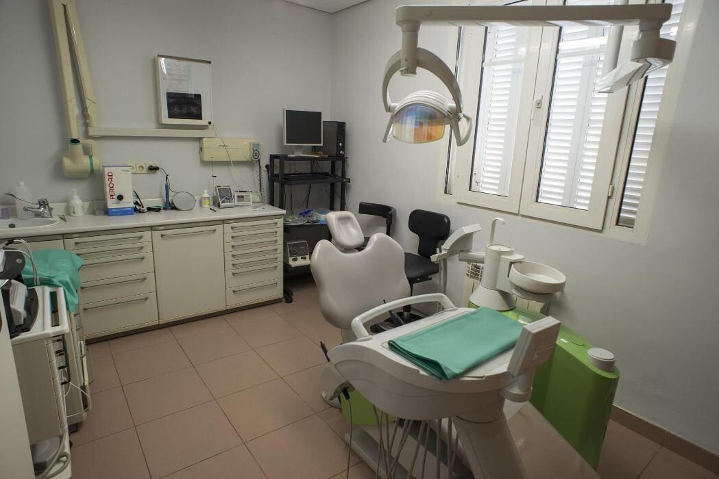 Images Clínica Dental Álvaro Gómez