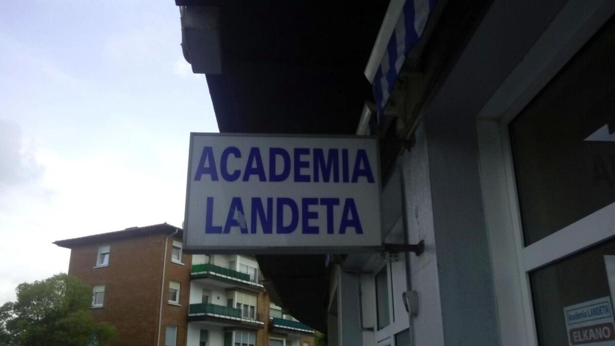 Images Academia Landeta