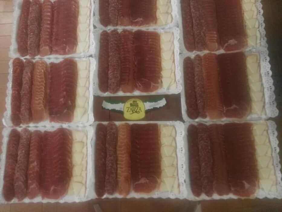 Images Jamones y embutidos zarza