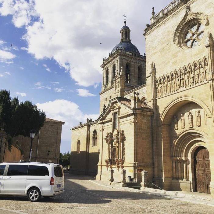 Images TAXI AEROPUERTO VIGO