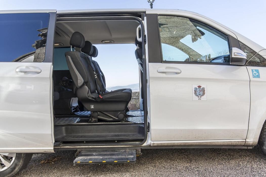 Images TAXI AEROPUERTO VIGO