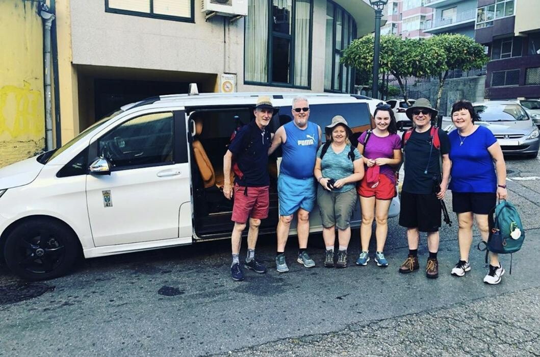 Images TAXI AEROPUERTO VIGO