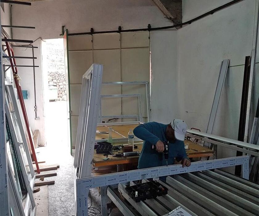 Images ALUMINIOS Y PVC TOMÁS LEÓN