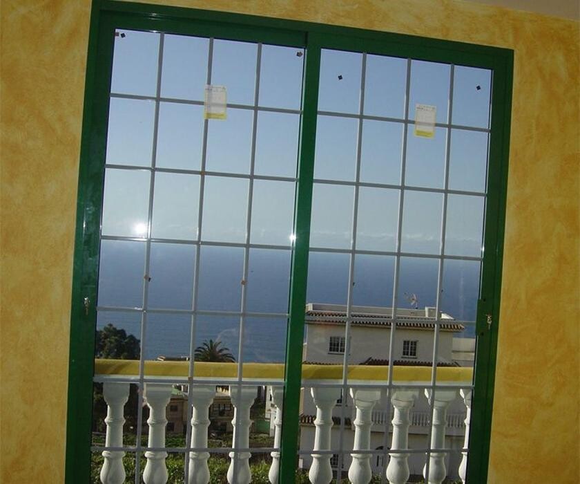 Images ALUMINIOS Y PVC TOMÁS LEÓN