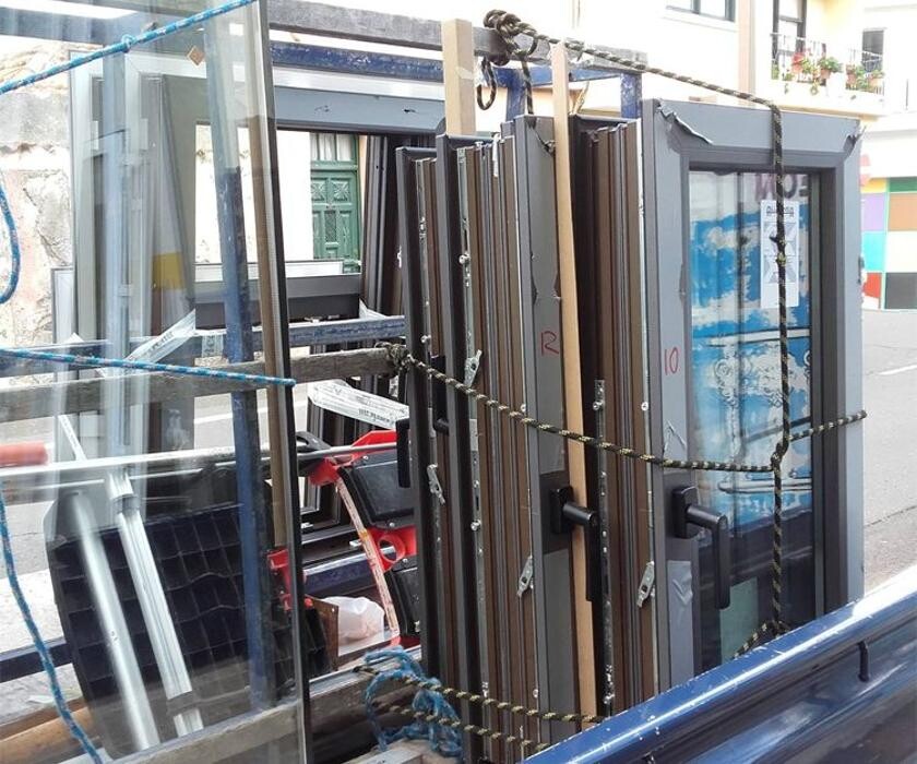 Images ALUMINIOS Y PVC TOMÁS LEÓN