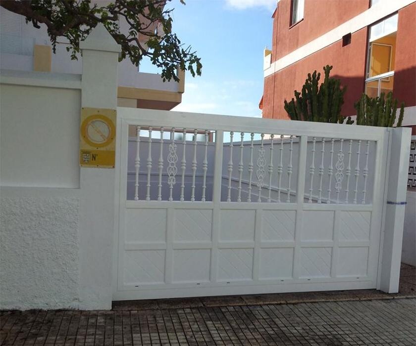 Images ALUMINIOS Y PVC TOMÁS LEÓN