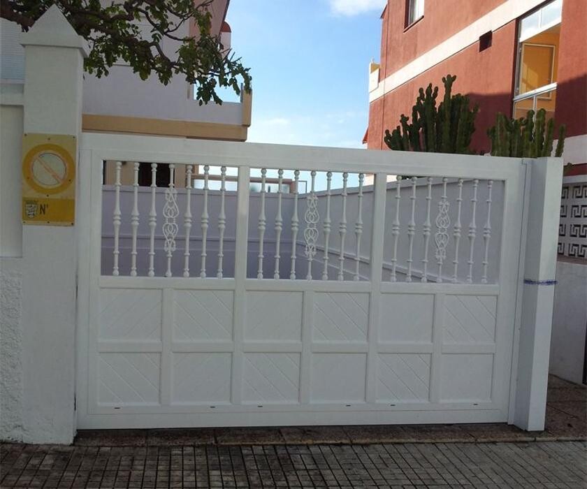 Images ALUMINIOS Y PVC TOMÁS LEÓN