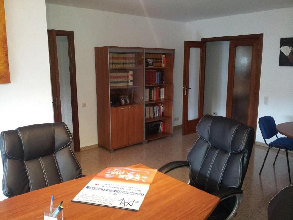 Images Mustieles Abogados