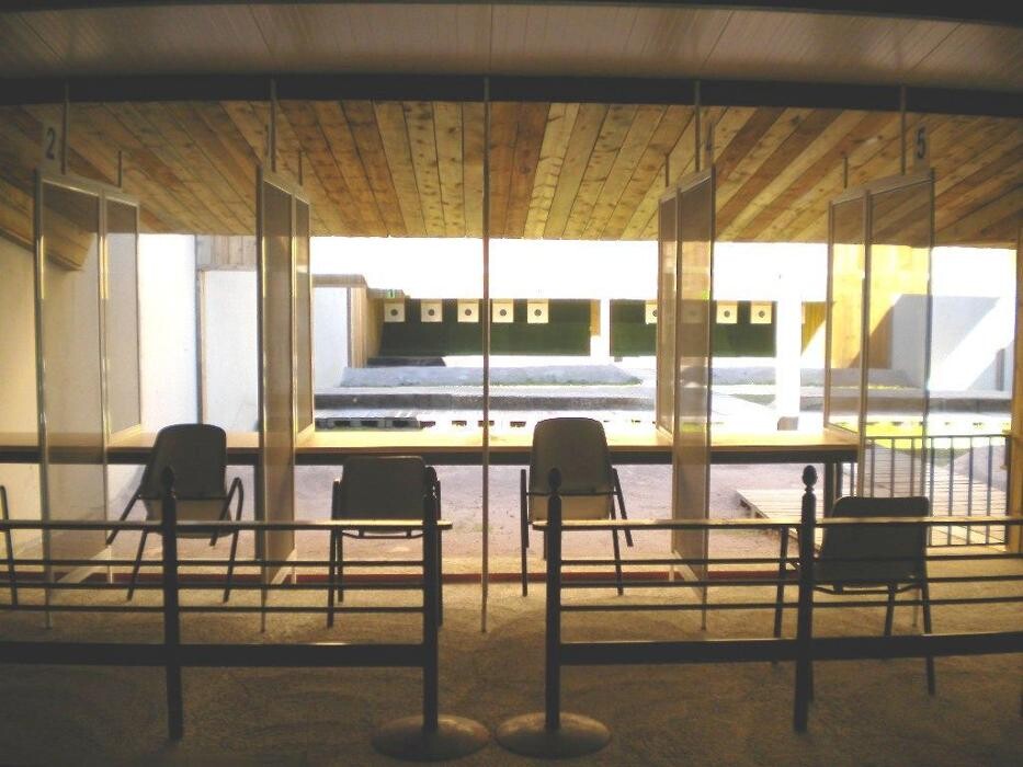 Images Extremadura de Tiro La Encina S.L.