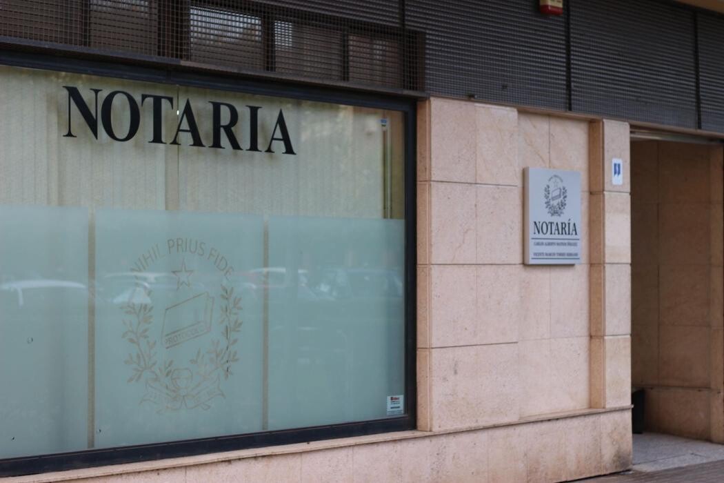 Images Notaría Carlos Alberto Mateos y Vicente Torres Serrano