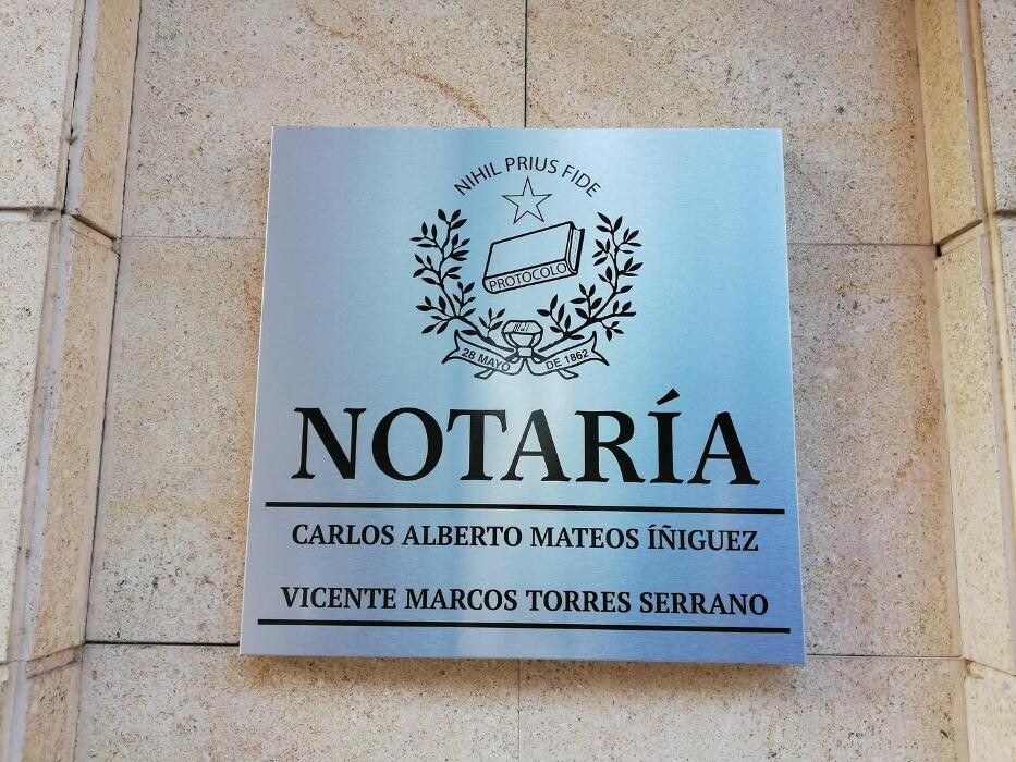Images Notaría Carlos Alberto Mateos y Vicente Torres Serrano