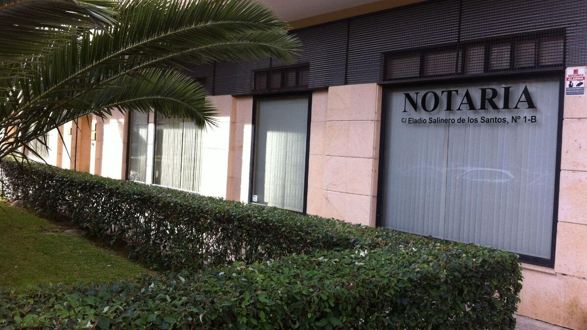 Images Notaría Carlos Alberto Mateos y Vicente Torres Serrano