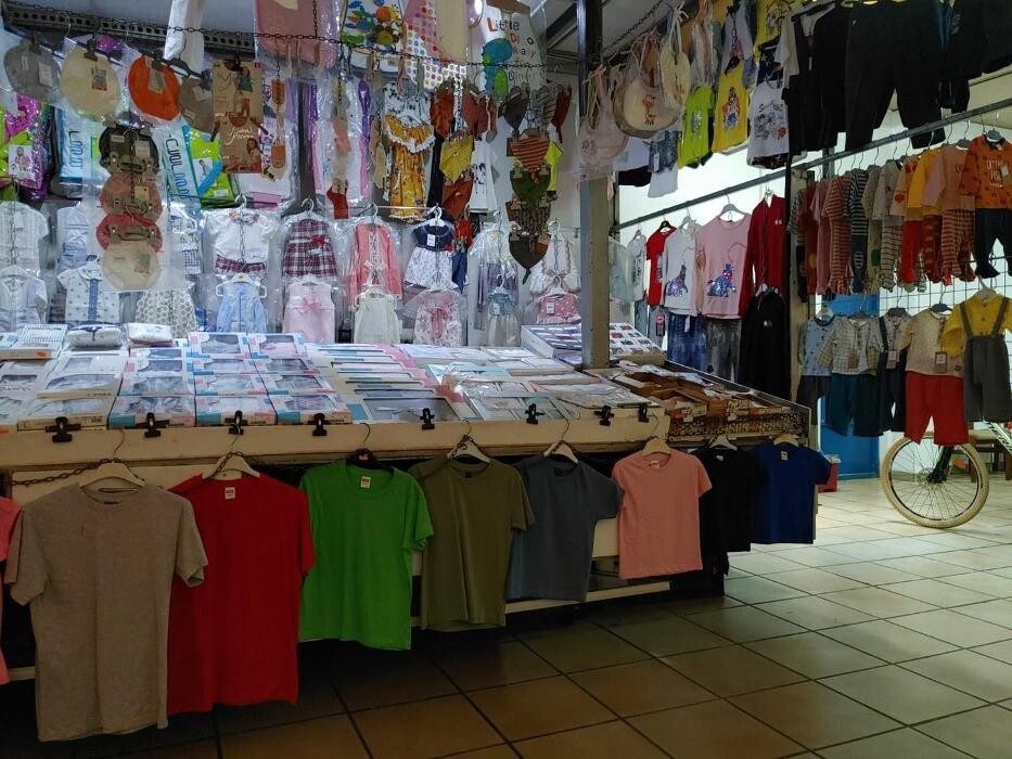 Images Manolo y Rosa Género de Punto