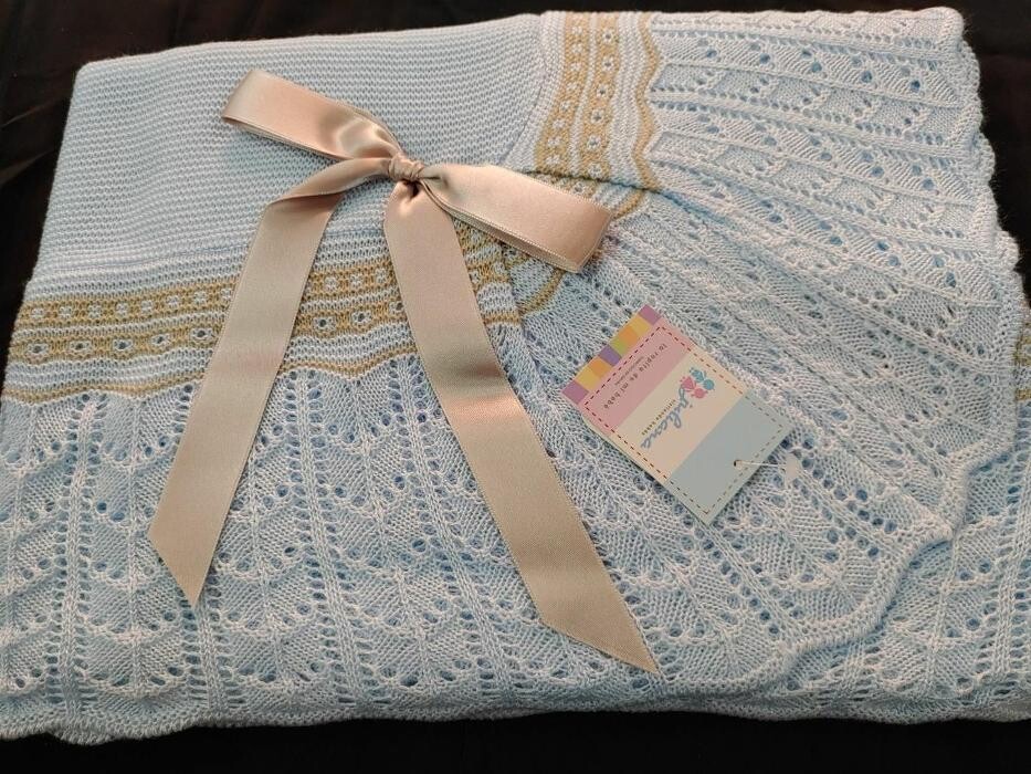 Images Manolo y Rosa Género de Punto