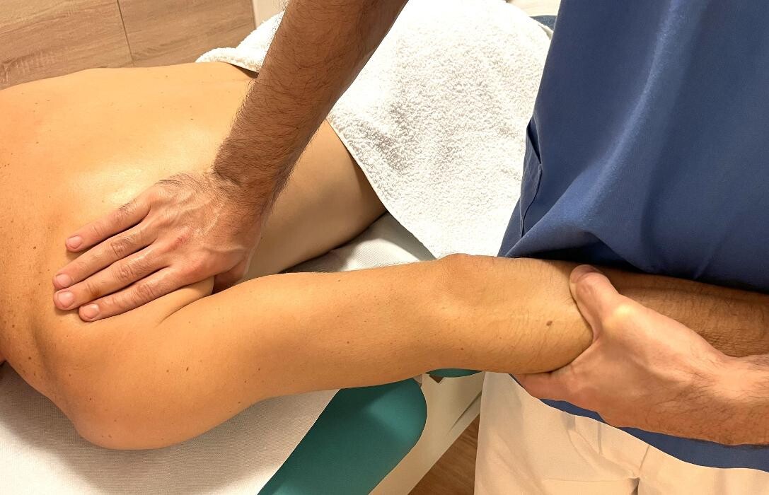 Images Clínica fisioterapia avanzada Juan López - Fisioterapia Madrid