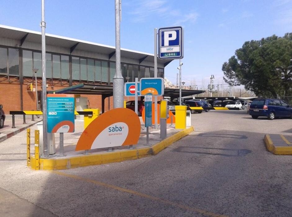 Images Parking Saba Estación Tren Puertollano