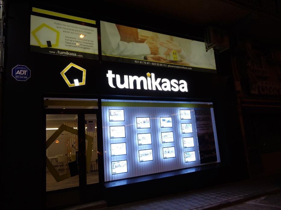 Images TUMIKASA PLASENCIA