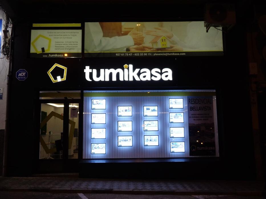 Images TUMIKASA PLASENCIA