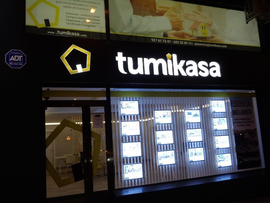 Images TUMIKASA PLASENCIA