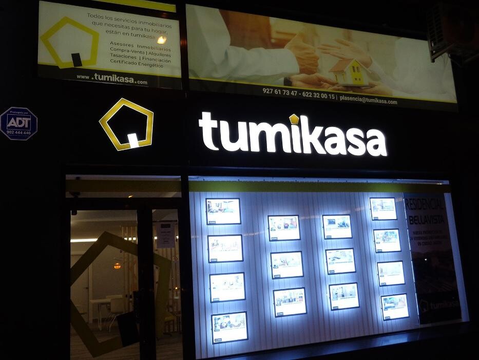 Images TUMIKASA PLASENCIA