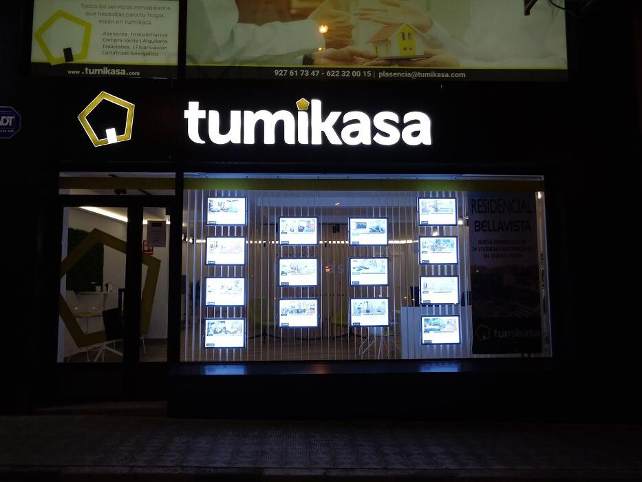 Images TUMIKASA PLASENCIA