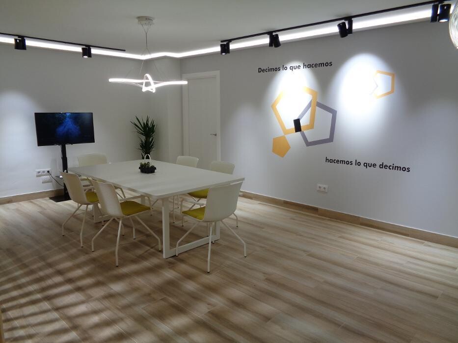 Images TUMIKASA PLASENCIA