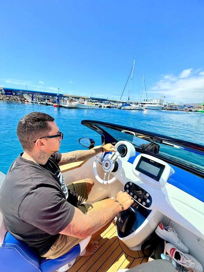 Images Tommy Trips Car Rental