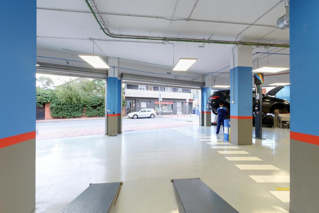Images Euromaster Pozuelo Estación