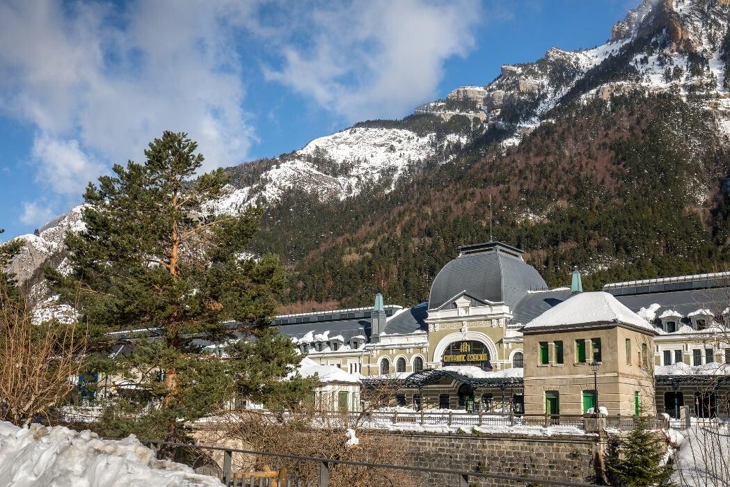 Images Canfranc Estación, a Royal Hideaway Hotel