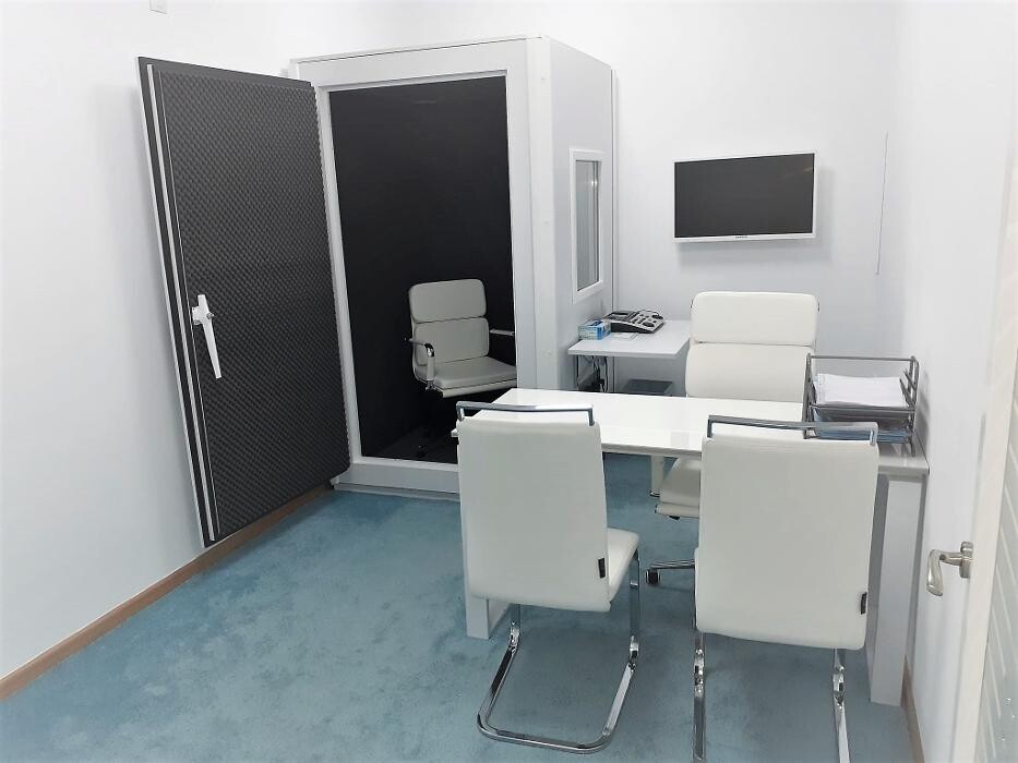 Images AUDIKA Centros Auditivos | Audífonos Benavente